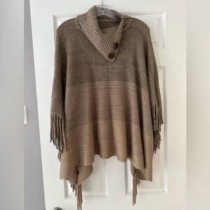 Poncho - One Size - Fringe Detail - New